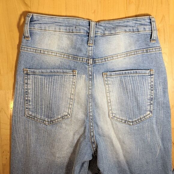 FASHION Nova Tempe Distressed High Rise Jeans Light Wash 3 G2 - Picture 6 of 6